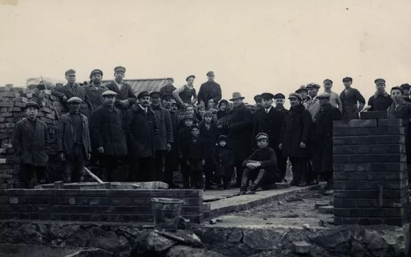 Pamatu likšana Višķu patērētāju biedrībai "Arājs", 1920